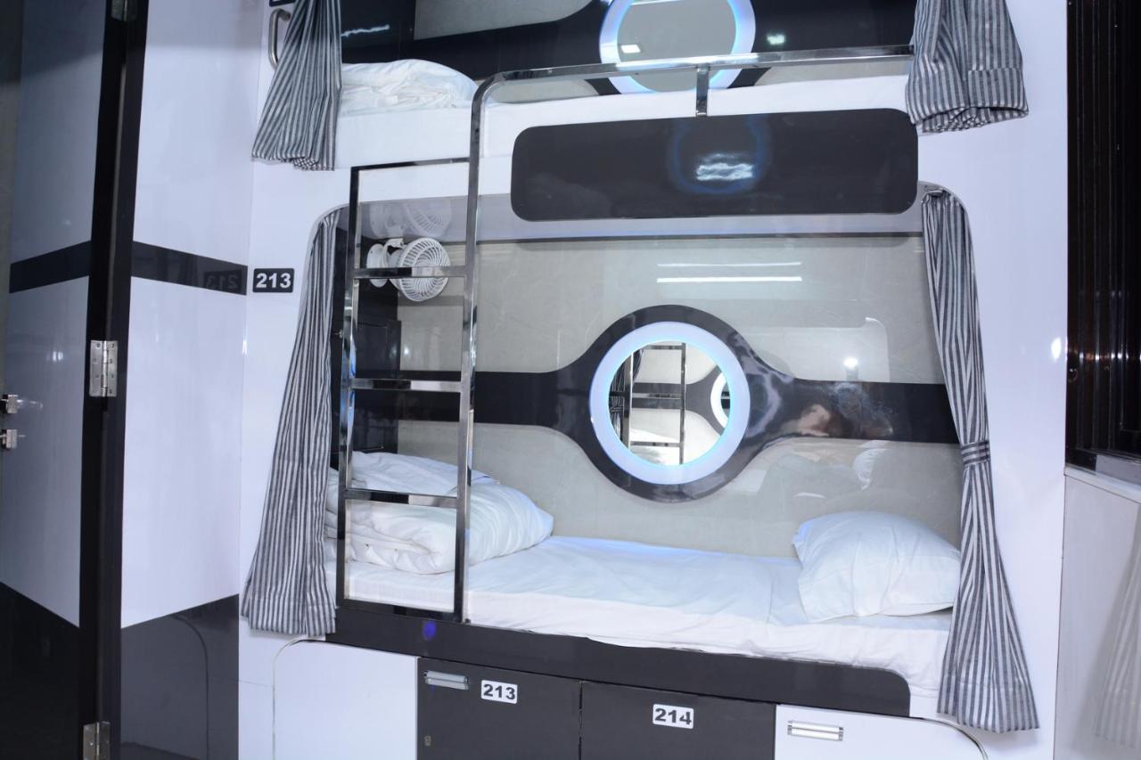 Ocean Dormitory Βομβάη Εξωτερικό φωτογραφία