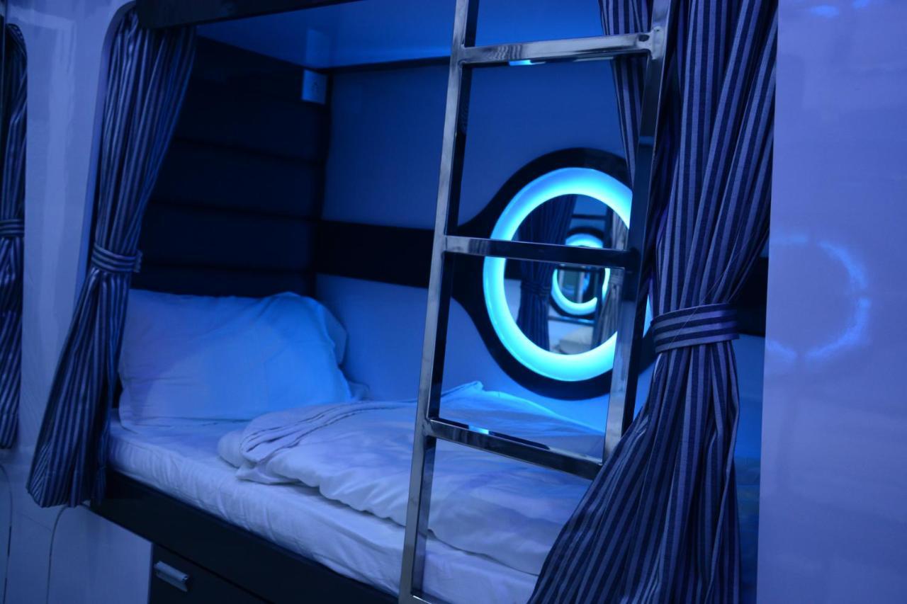 Ocean Dormitory Βομβάη Εξωτερικό φωτογραφία